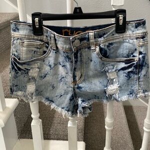 Rue 21 distressed shorts